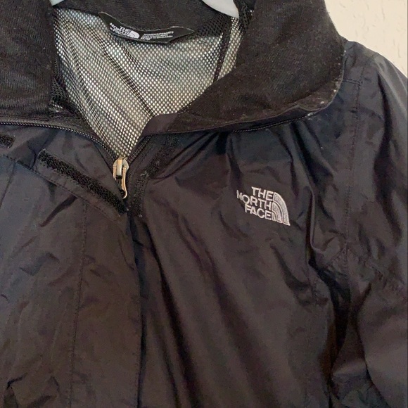 SOLD🤗 The North Face Rain Jacket - Picture 4 of 5